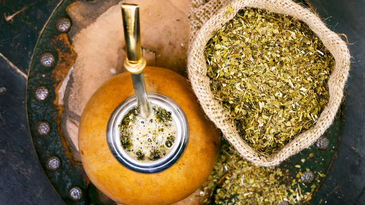 yerba-mate-tea-ft-blog0117-4cb79b7e35604b0a828dcd88b7a92855