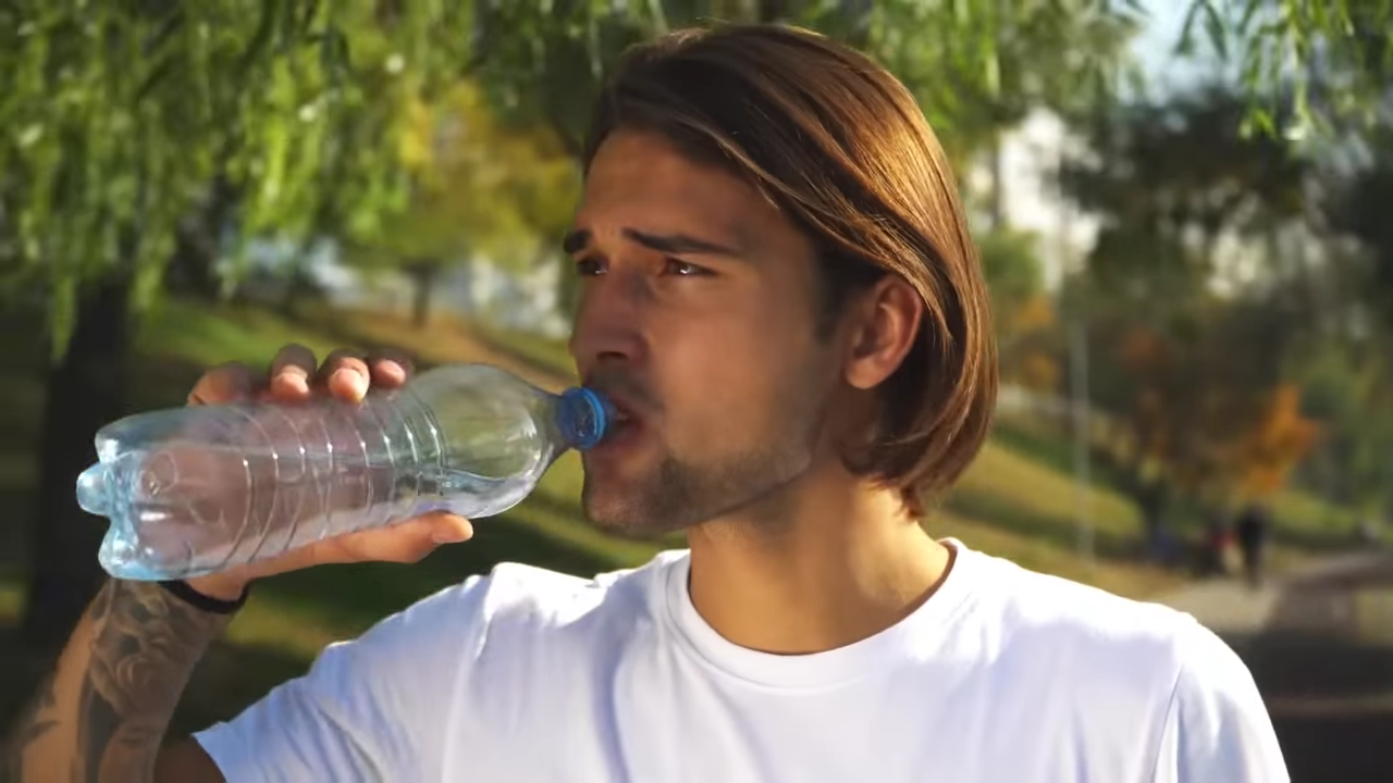 140-6-reasons-youve-been-drinking-water-wrong-00-00-13