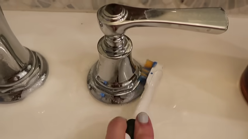 94-15-time-saving-cleaning-hacks-to-clean-2x-faster-00-01-43