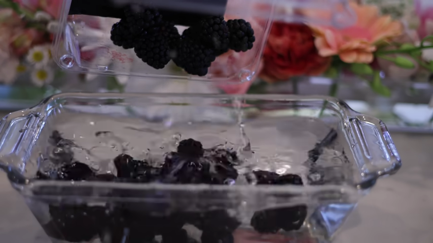 94-20-genius-home-hacks-using-vinegar-that-will-blow-your-mind-00-05-04