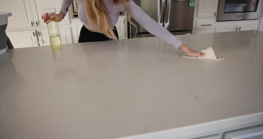 94-22-expert-cleaning-tips-that-change-the-game-00-01-54