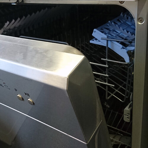 dishwasher-door-left-ajar