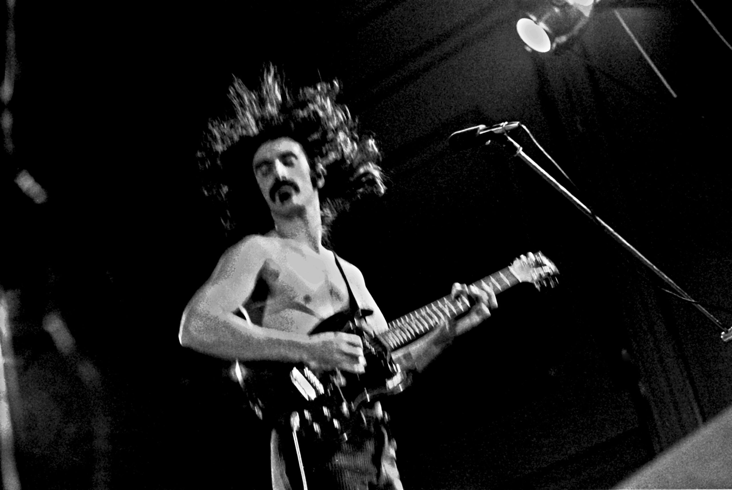 frank-zappa_in_glory