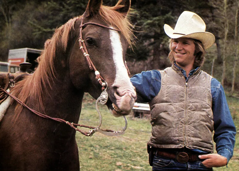 hydn5b-ranch-deluxe-jeff-bridges-western-scaled-jpg-pro-cmg
