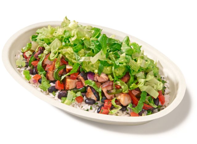 chipotle-balanced-macros-bowl