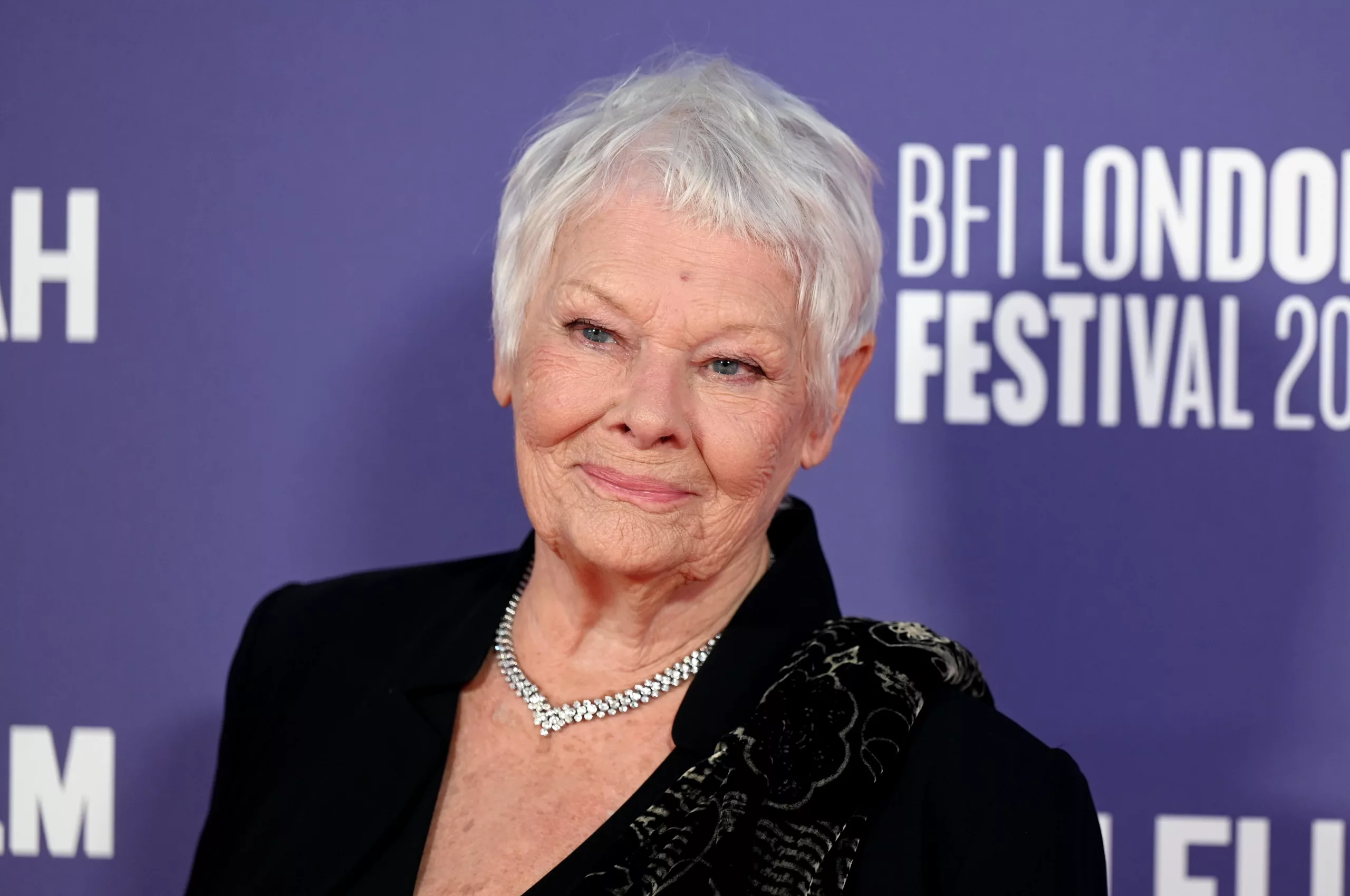 dench-2