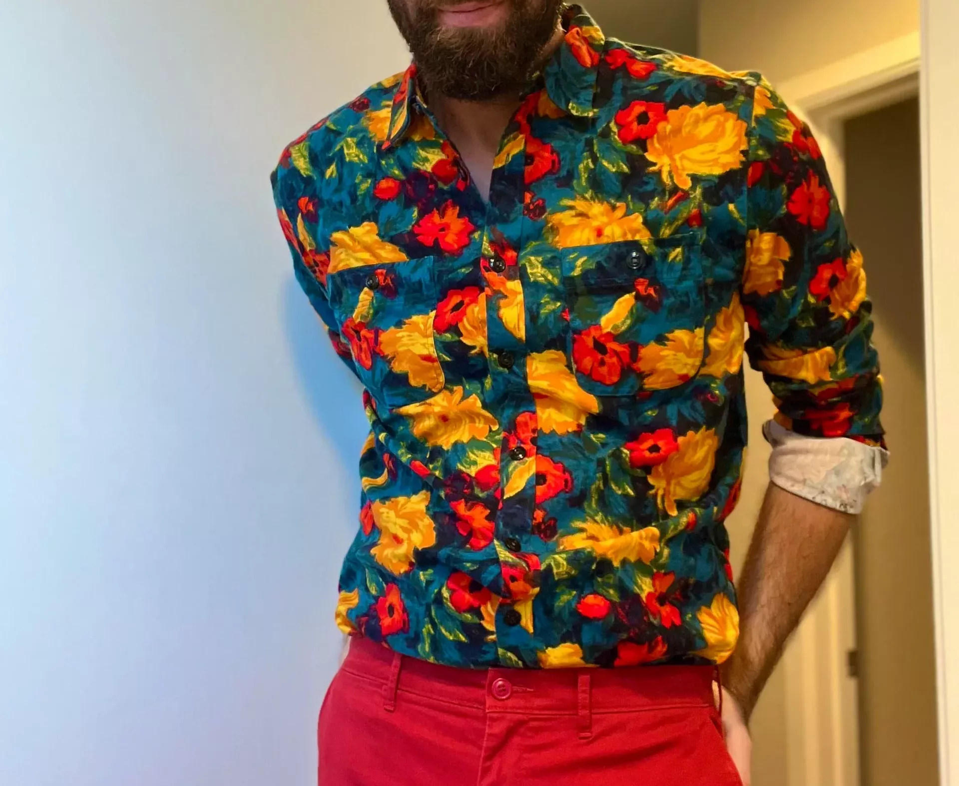 is-this-outfit-crazy-i-feel-like-men-never-wear-vibrant-v0-evkwjukab14a1