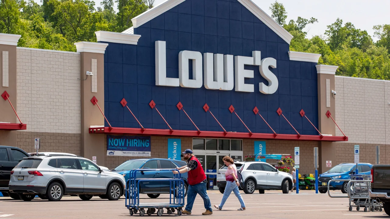 lowes