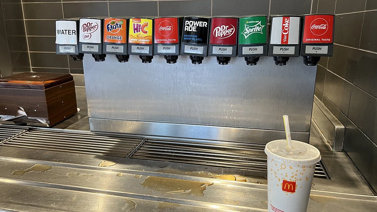 mcdonalds-eliminating-self-serve-soda-v0-kr3l1enr7_nru-acrq-d5_hccqxexpf5eyawdbehygs