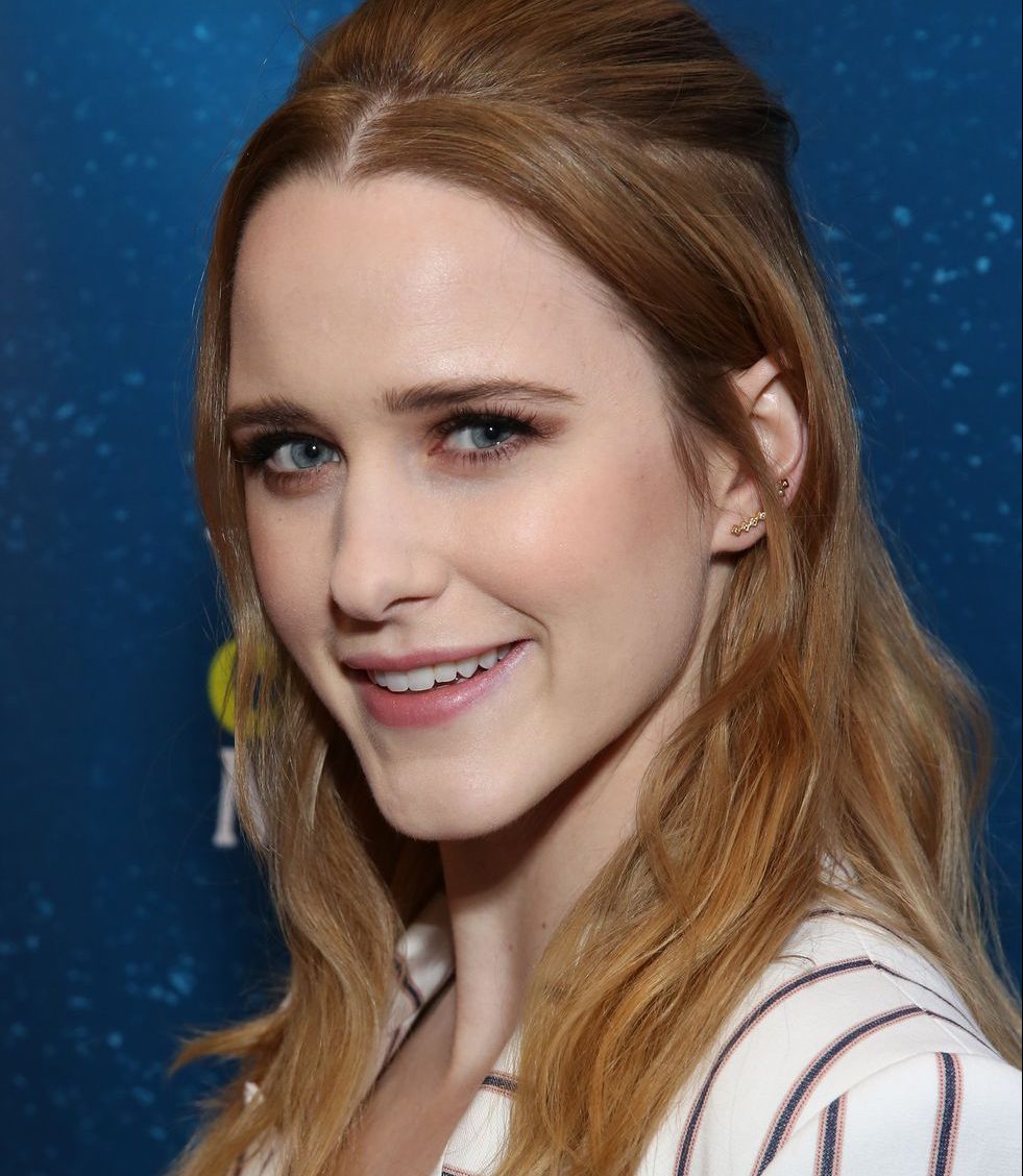 rachel-brosnahan-beautiful-hairstyles-for-every-age-1556118511