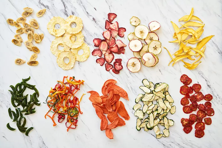 eatingwell_dehydrating_guide_all_366-fcacfe5bb344468ba10418e6a6562e66