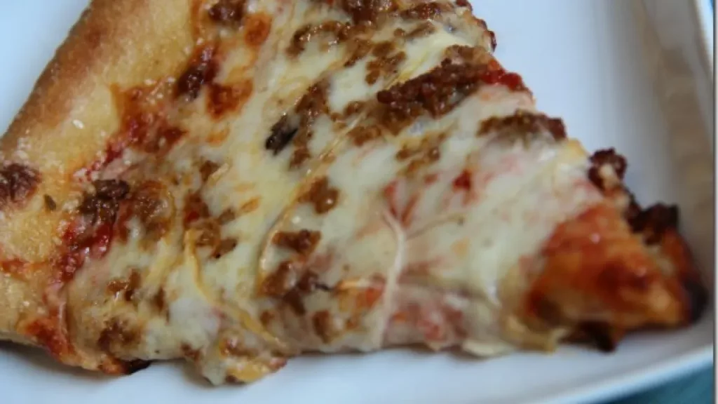 how-to-reheat-leftover-pizza-3_thumb
