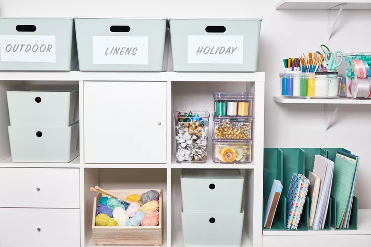 how-to-use-plastic-storage-containers-2648422_hero_3225-3b0d01b943064b91a4677c42f6c28162