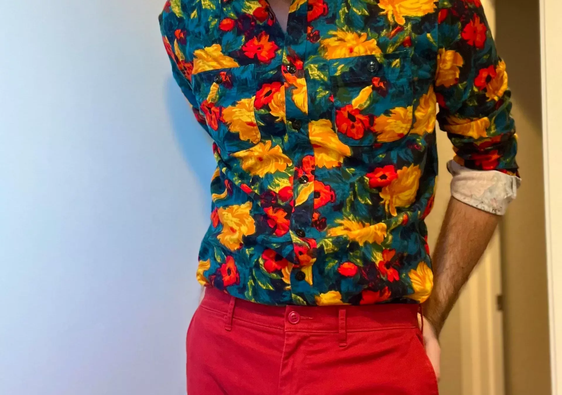 is-this-outfit-crazy-i-feel-like-men-never-wear-vibrant-v0-evkwjukab14a1-1