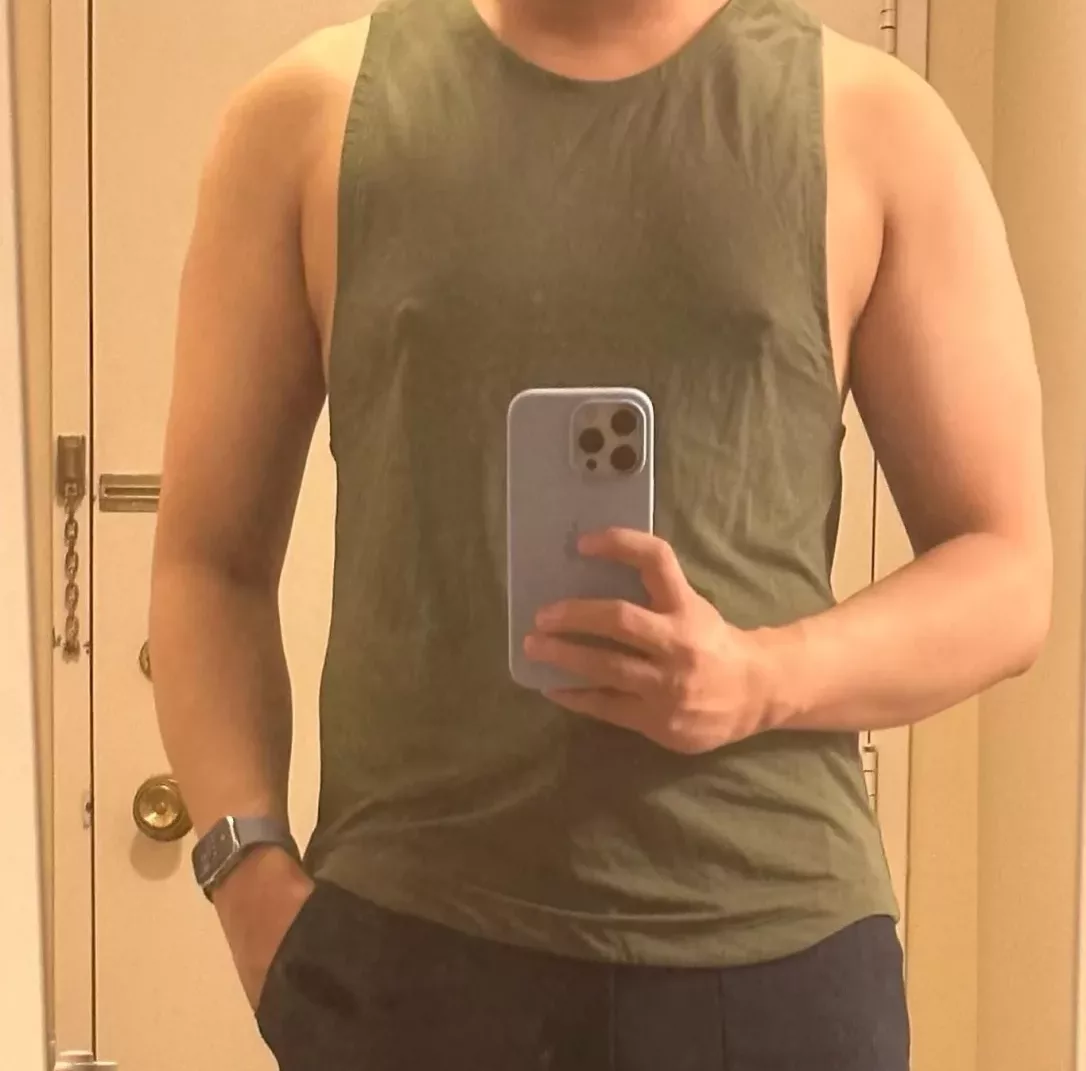 licence-to-train-tank-top-v0-km5ouznn3s8b1