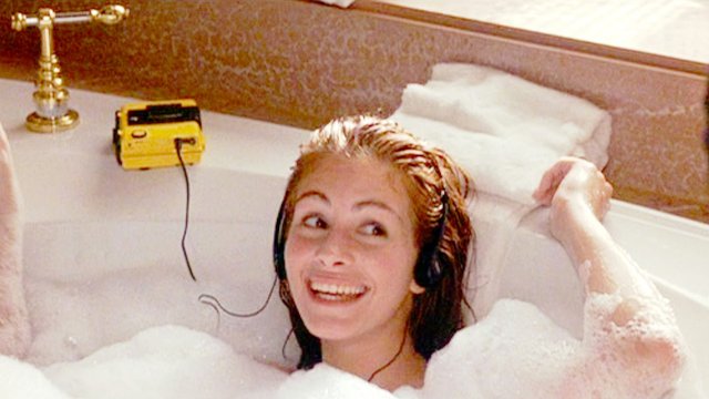 pretty-woman-bathtub-singing-prince-1461330940-list-handheld-0
