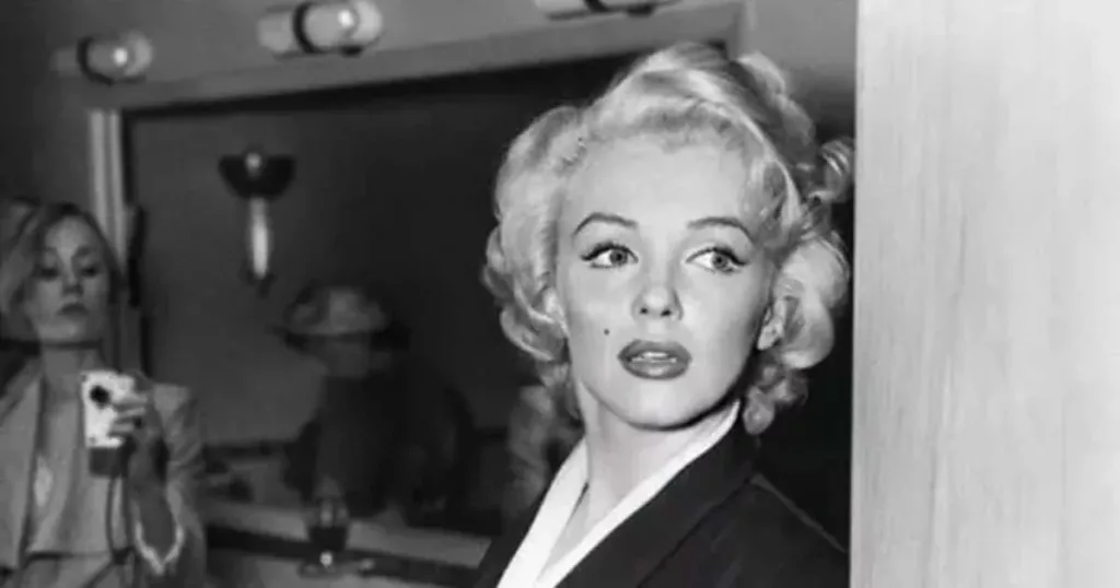 selfiemarilyn